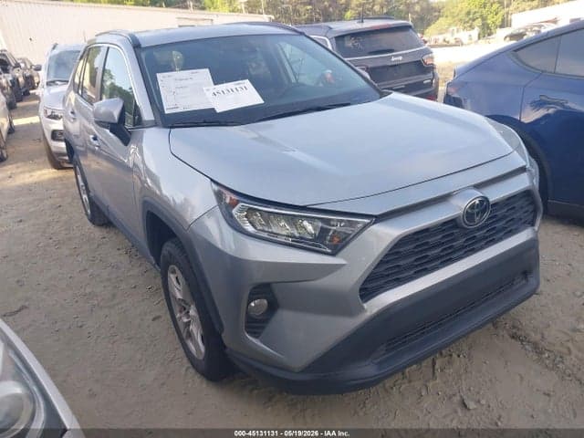 2021 TOYOTA RAV4 XLE 1