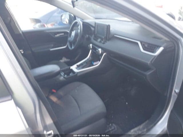 2021 TOYOTA RAV4 XLE 5