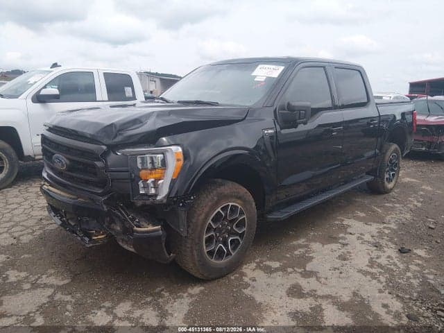 2023 FORD F-150 XLT 2