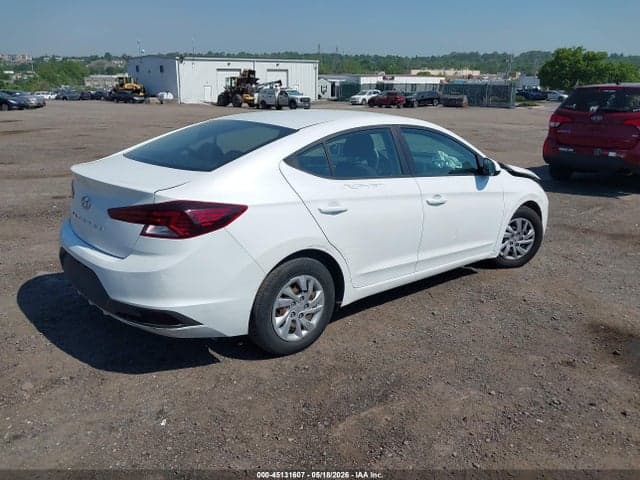 2020 HYUNDAI ELANTRA SE 4