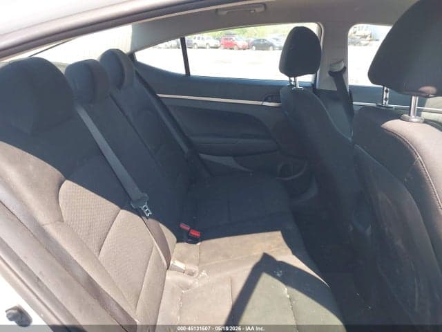 2020 HYUNDAI ELANTRA SE 8