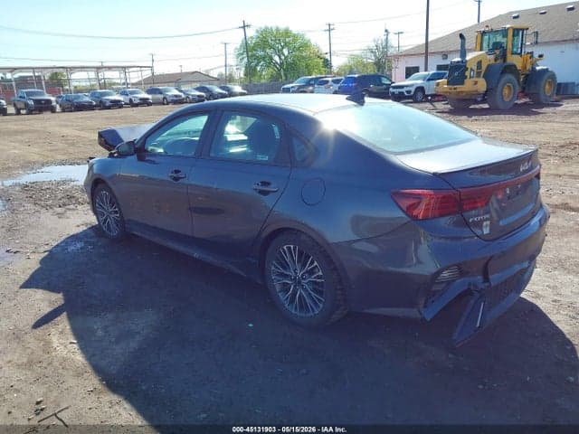 2023 KIA FORTE GT-LINE 3