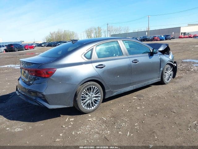 2023 KIA FORTE GT-LINE 4