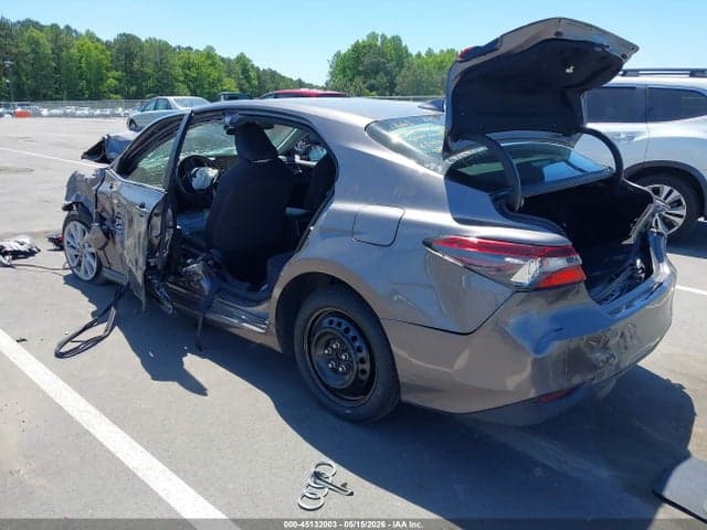 2023 TOYOTA CAMRY LE 3