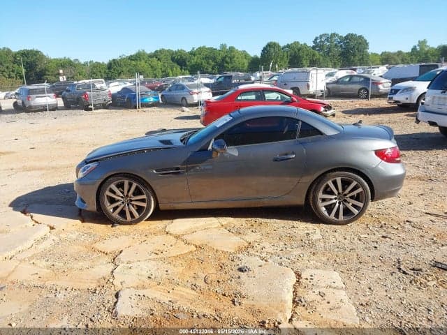 2018 MERCEDES-BENZ SLC 300 14