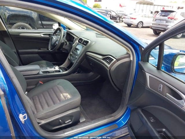 2017 FORD FUSION SE 5