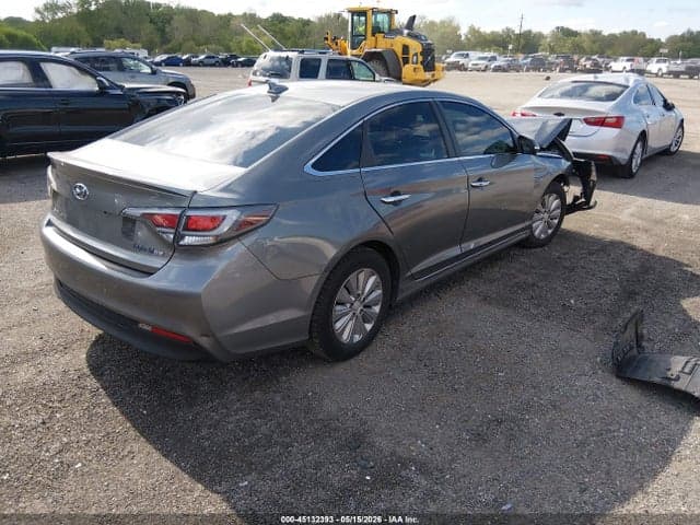 2017 HYUNDAI SONATA HYBRID SE 4