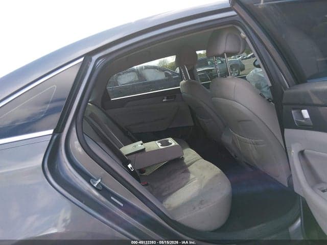 2017 HYUNDAI SONATA HYBRID SE 8
