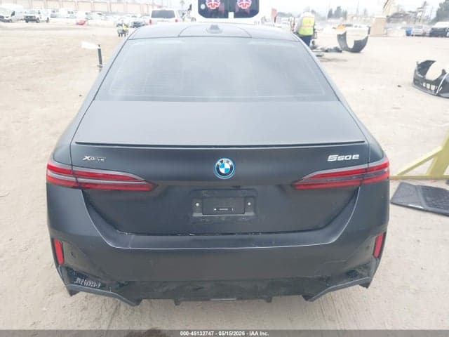 2026 BMW 550E XDRIVE 17