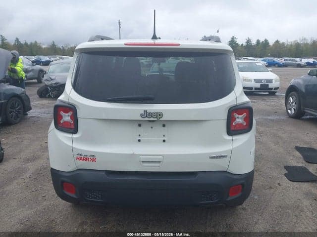 2019 JEEP RENEGADE LATITUDE 4X4 17