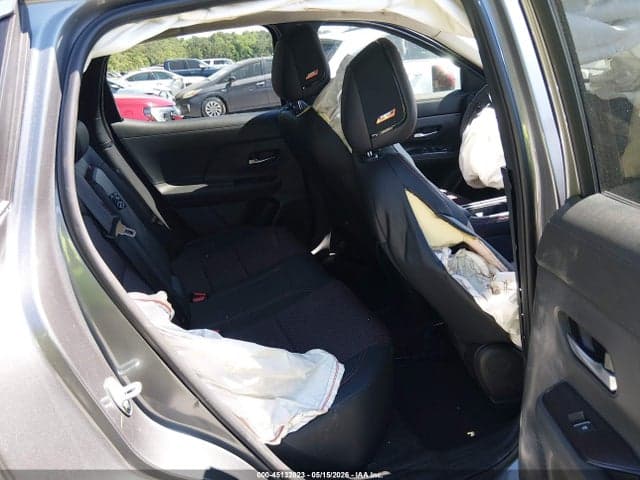 2026 NISSAN KICKS SR 8