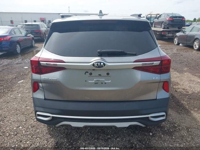 2021 KIA SELTOS EX 17