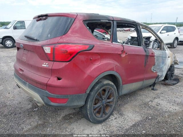 2019 FORD ESCAPE SE 4