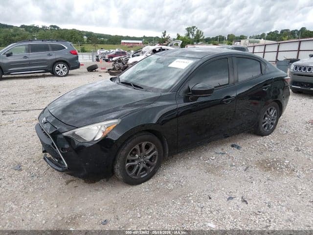2019 TOYOTA YARIS LE 2
