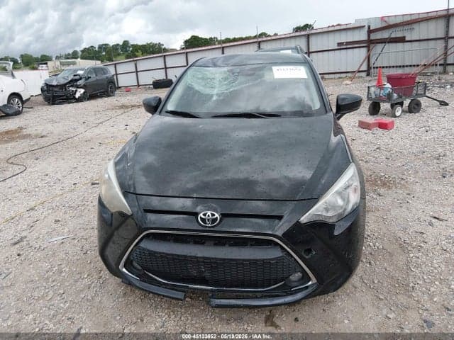 2019 TOYOTA YARIS LE 12