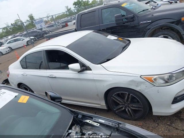 2017 HONDA ACCORD SPORT SE 14