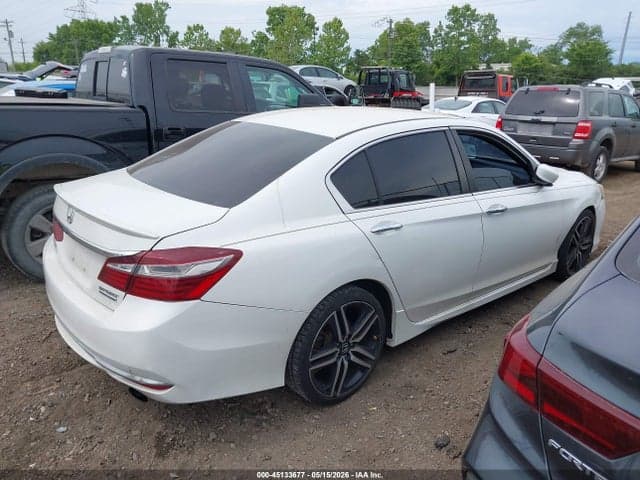 2017 HONDA ACCORD SPORT SE 4