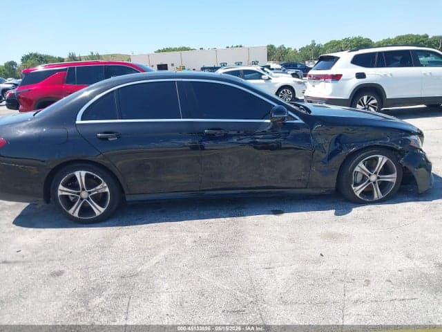 2017 MERCEDES-BENZ E 300 13