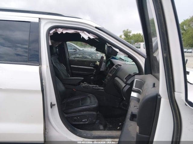 2017 FORD EXPLORER XLT 5