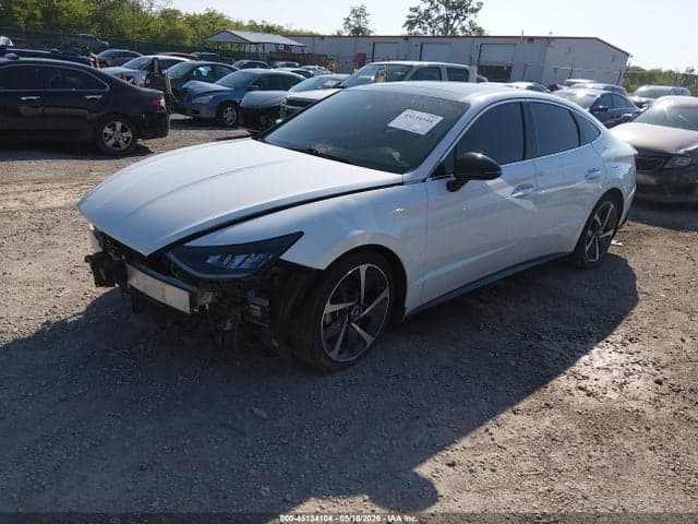 2021 HYUNDAI SONATA SEL PLUS 2