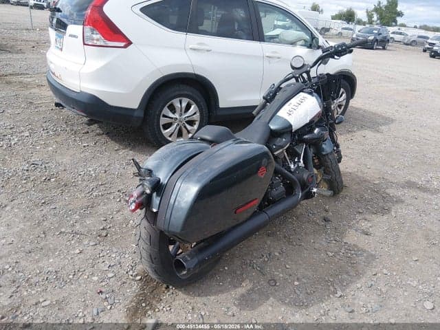2025 HARLEY-DAVIDSON FXLRST 4