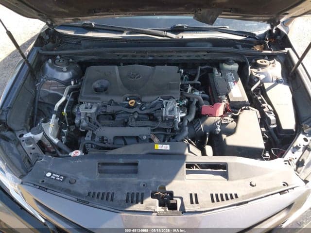 2018 TOYOTA CAMRY SE 10