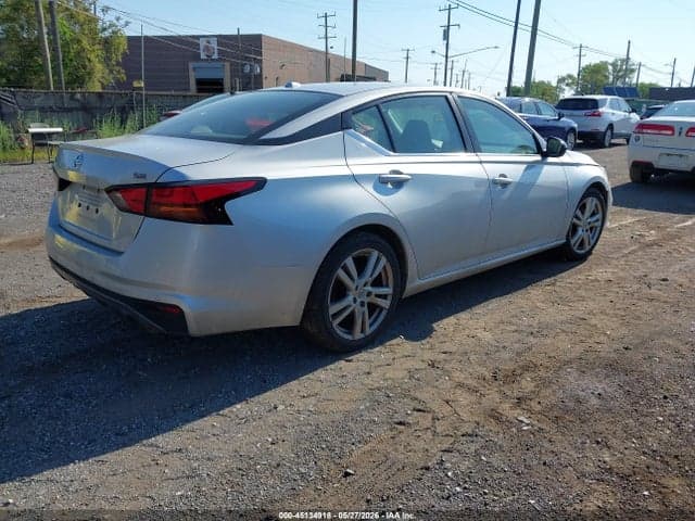 2020 NISSAN ALTIMA SR FWD 4