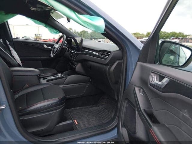 2024 FORD ESCAPE ST-LINE 5