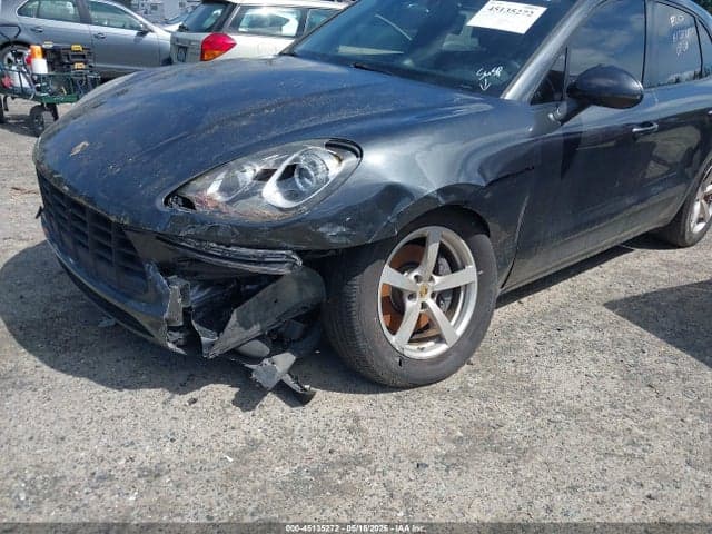 2017 PORSCHE MACAN 6