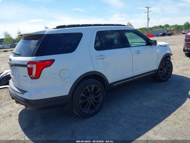 2018 FORD EXPLORER XLT 4