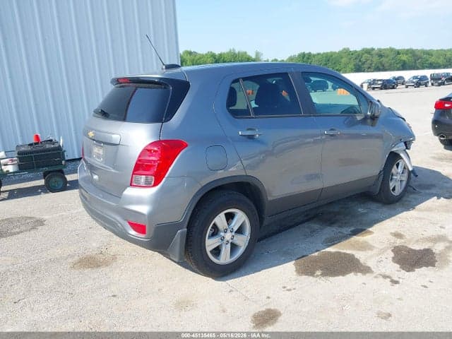 2020 CHEVROLET TRAX AWD LS 4
