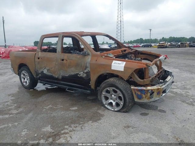 2016 RAM 1500 LARAMIE 1