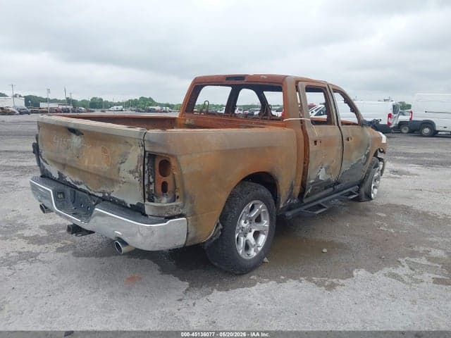 2016 RAM 1500 LARAMIE 4