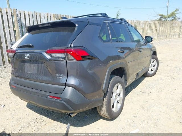 2021 TOYOTA RAV4 XLE 4