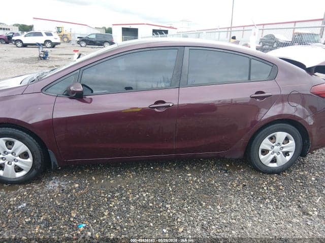 2017 KIA FORTE LX 14