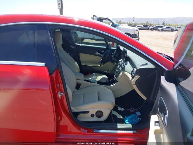 2016 MERCEDES-BENZ CLA 250 5