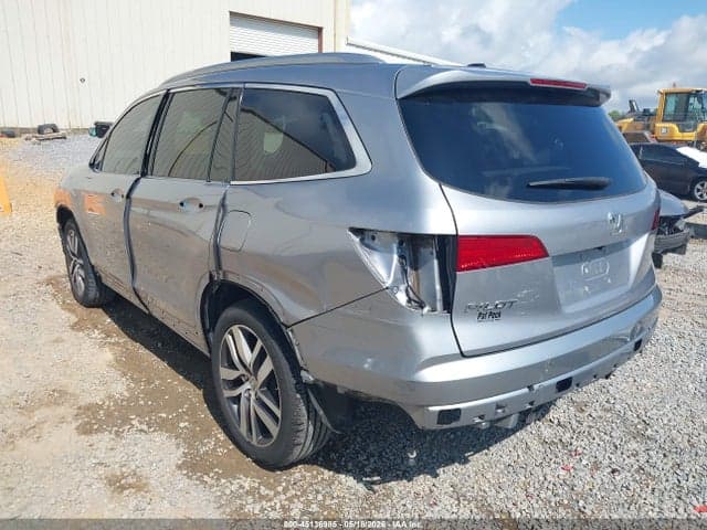 2017 HONDA PILOT TOURING 3