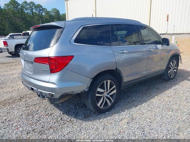 2017 HONDA PILOT TOURING 4