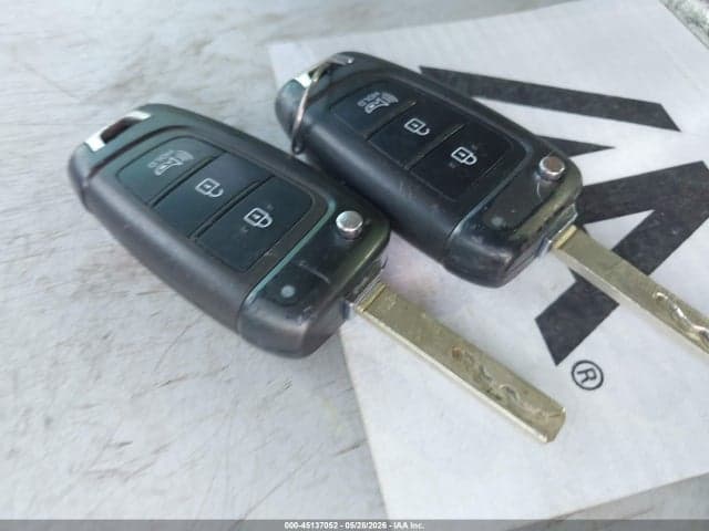 2021 HYUNDAI VENUE SE 11