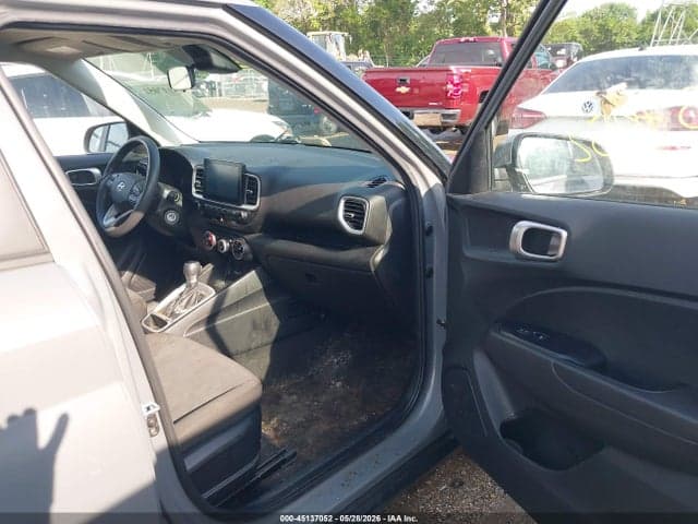 2021 HYUNDAI VENUE SE 5