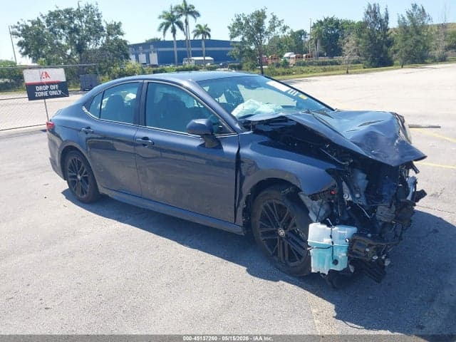 2026 TOYOTA CAMRY SE 18