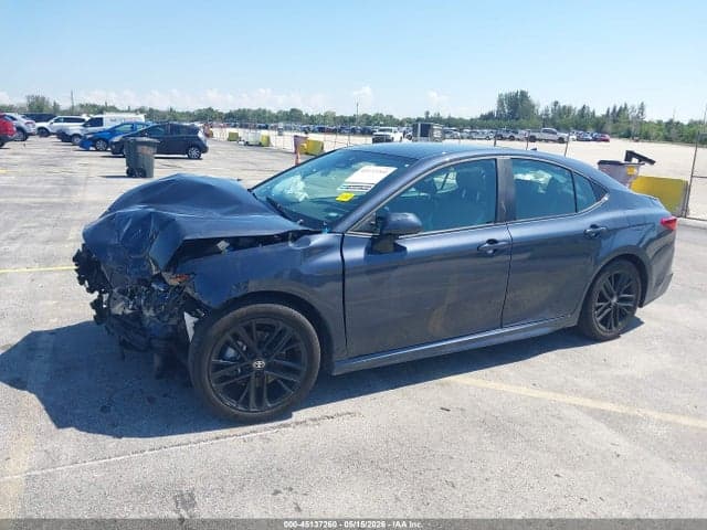 2026 TOYOTA CAMRY SE 20