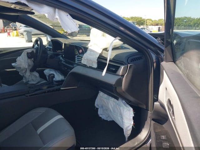 2026 TOYOTA CAMRY SE 5
