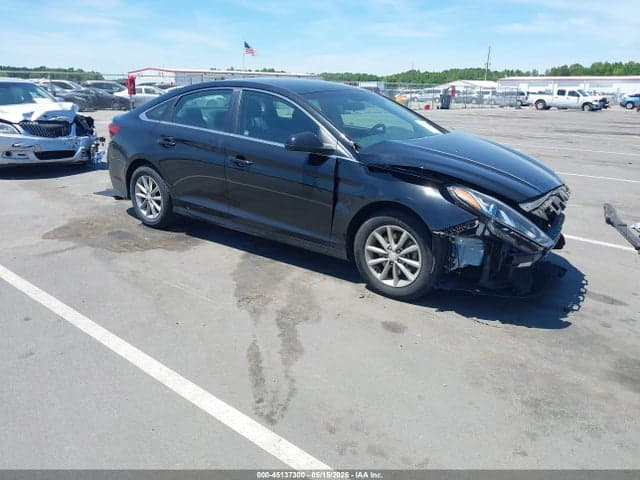 2019 HYUNDAI SONATA SE 1