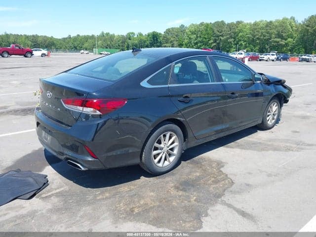 2019 HYUNDAI SONATA SE 4