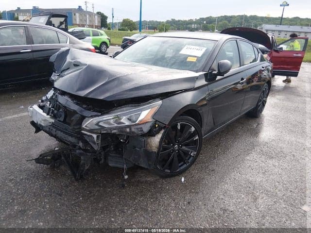 2022 NISSAN ALTIMA SR FWD 2