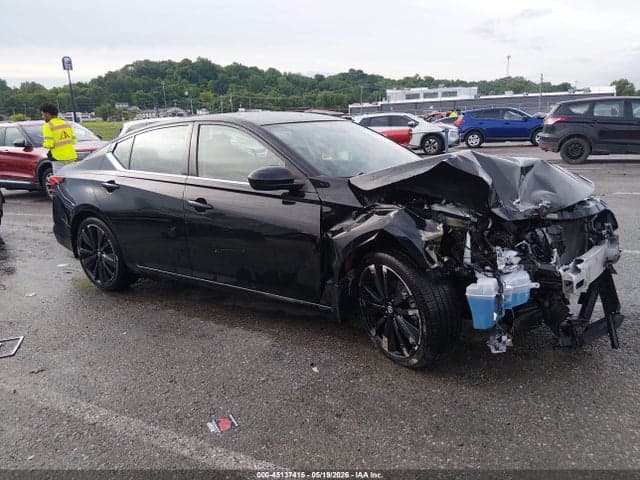 2022 NISSAN ALTIMA SR FWD 13