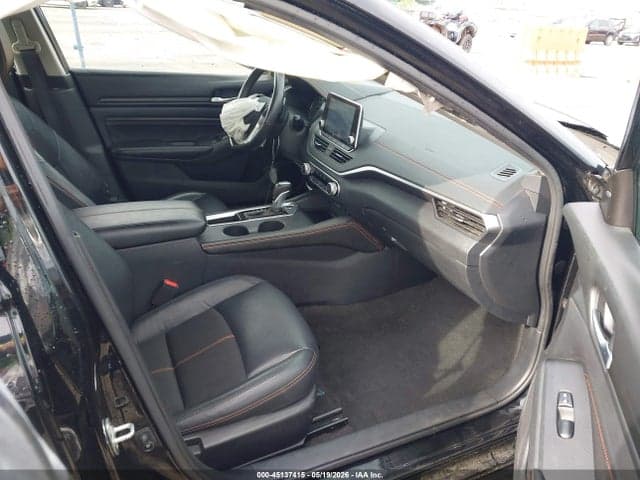 2022 NISSAN ALTIMA SR FWD 5
