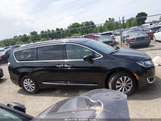 2018 CHRYSLER PACIFICA TOURING L 14