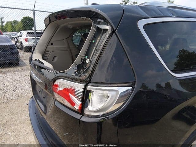 2018 CHRYSLER PACIFICA TOURING L 19